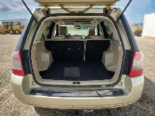 2009 Land Rover LR2 - Photo 19