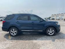 2017 Ford Explorer - Photo 4