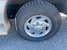 2011 Ford E-Series - Photo 16