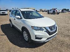 2017 Nissan Rogue - Photo 2