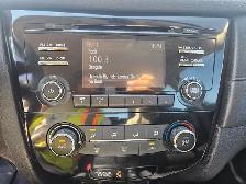 2017 Nissan Rogue - Photo 11