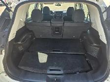 2017 Nissan Rogue - Photo 23