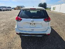 2017 Nissan Rogue - Photo 24