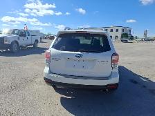 2017 Subaru Forester - Photo 6