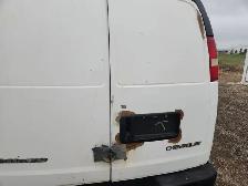 2004 GMC Savana - Photo 30