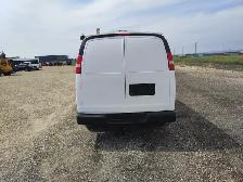 2016 Chevrolet Express 3500 - Photo 6