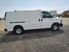 2016 Chevrolet Express 3500 - Photo 7