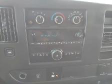 2016 Chevrolet Express 3500 - Photo 20
