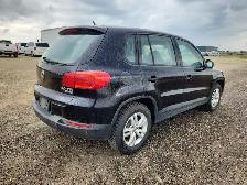 2012 Volkswagen Tiguan - Photo 2