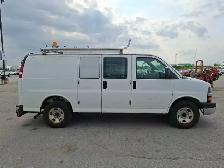 2014 Chevrolet Express - Photo 4