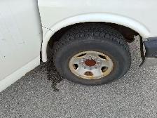 2014 Chevrolet Express - Photo 17