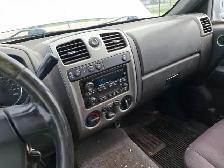 2011 Chevrolet Colorado - Photo 12