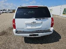 2011 Chevrolet Suburban - Photo 6
