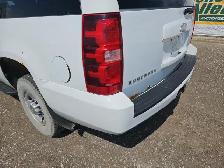 2011 Chevrolet Suburban - Photo 31