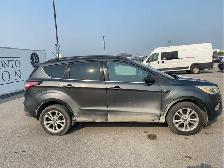 2017 Ford Escape - Photo 4