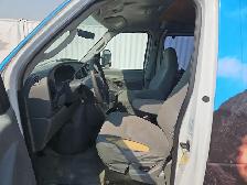 2008 Ford E-150 - Photo 13