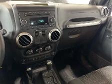 2011 Jeep Wrangler - Photo 10