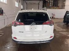 2017 Toyota RAV4 - Photo 5