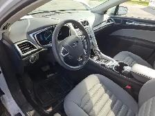 2014 Ford Fusion Hybrid - Photo 10
