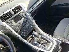 2014 Ford Fusion Hybrid - Photo 12