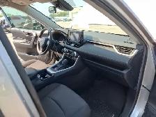 2020 Toyota RAV4 - Photo 17