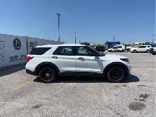 2022 Ford Explorer Hybrid - Photo 4