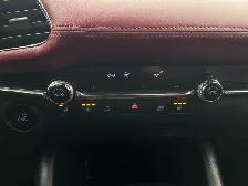 2019 Mazda MAZDA3 GT Auto i-ACTIV AWD 1 OWNER, MANY SAFETY FEAT - Photo 17