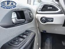 2022 Chrysler Pacifica TOURING L MODEL, AWD, 7 PASSENGER, LEATHE - Photo 17
