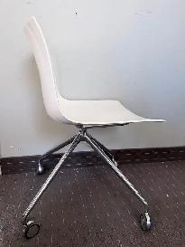 Italian Modern Arper Catifa Plastic Swivel Desk Chair by Lievore - Photo 2