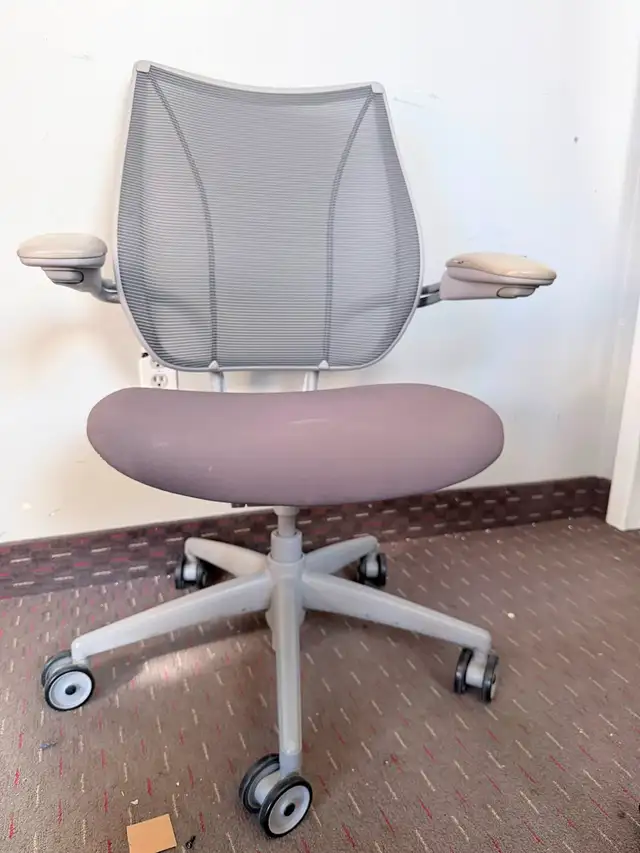 Humanscale Liberty Task Chair-Excellent Condition-Call us now!