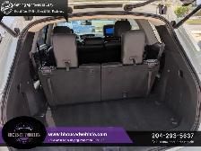 2015 Nissan Pathfinder 4WD 4dr Platinum - Photo 12