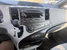 2014 Toyota Sienna 5dr LE 7-Pass - Photo 14