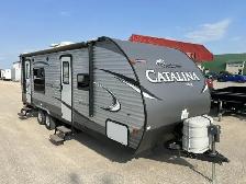 2018 Coachmen 261RKS Couples Model