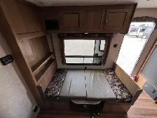 2018 Coachmen 261RKS Couples Model - Photo 12