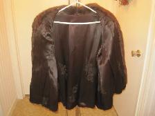 Très beau manteau en fourrure de rat musqué / muskrat fur coat - Photo 3
