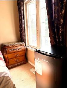 urgent room for rent female only - Photo 6