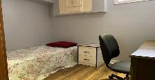Room - Private bathroom - FEMALE only - Mohawk College- Sep 1st