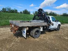 2003 Ford F550 - Photo 3