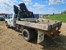 2003 Ford F550 - Photo 4