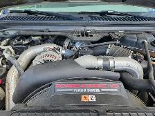 2003 Ford F550 - Photo 12