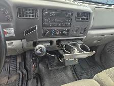 2003 Ford F550 - Photo 16