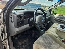 2003 Ford F550 - Photo 18