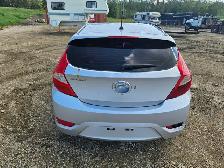 2012 Hyundai Accent - Photo 8
