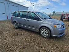 2015 Dodge Caravan - Photo 2