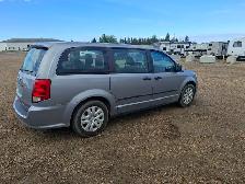 2015 Dodge Caravan - Photo 4