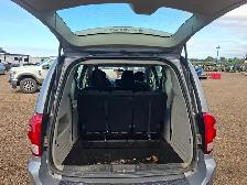 2015 Dodge Caravan - Photo 25