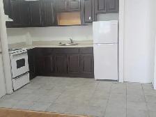 BEAU GRAND 3½, CDN près Hôpital Juif,HEC,DISPONIBLE - Photo 2