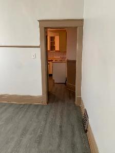 House for rent - Photo 2