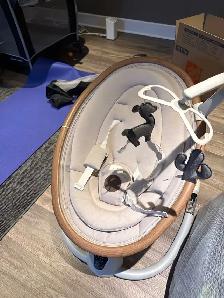 Maxi-Cosi Cassia Electric Swing – Like New
