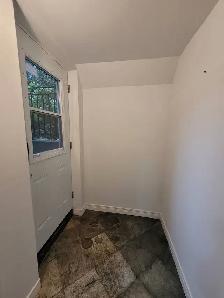 2 bedroom 1 bath suite for students and young prof - Photo 2